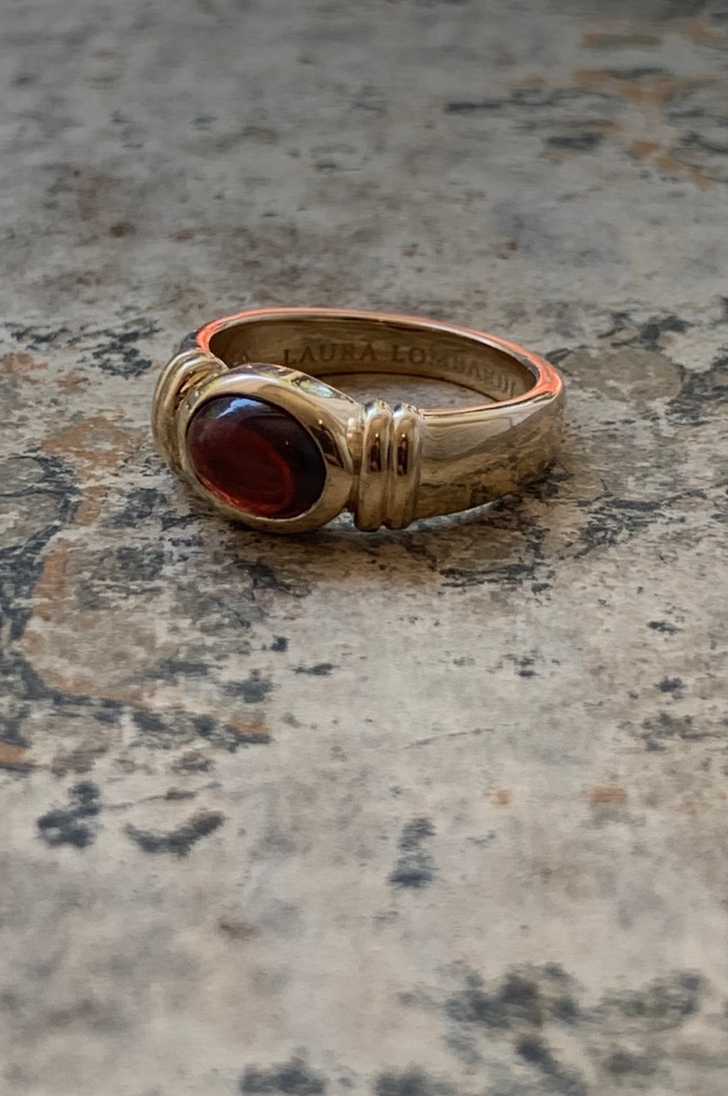 Alessandra Ring Yellow Gold, Garnet *