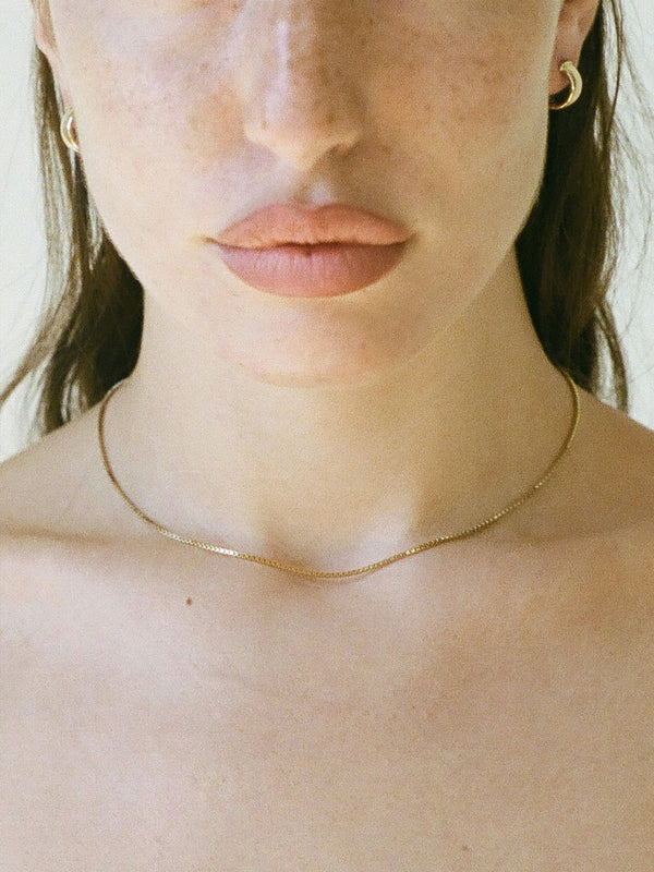 Model wearing Yellow Gold Box Chain Necklace