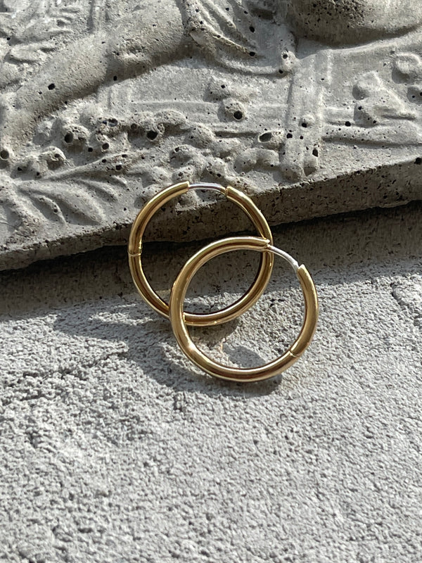 Laura Lombardi gold Medium Seamless Hoops