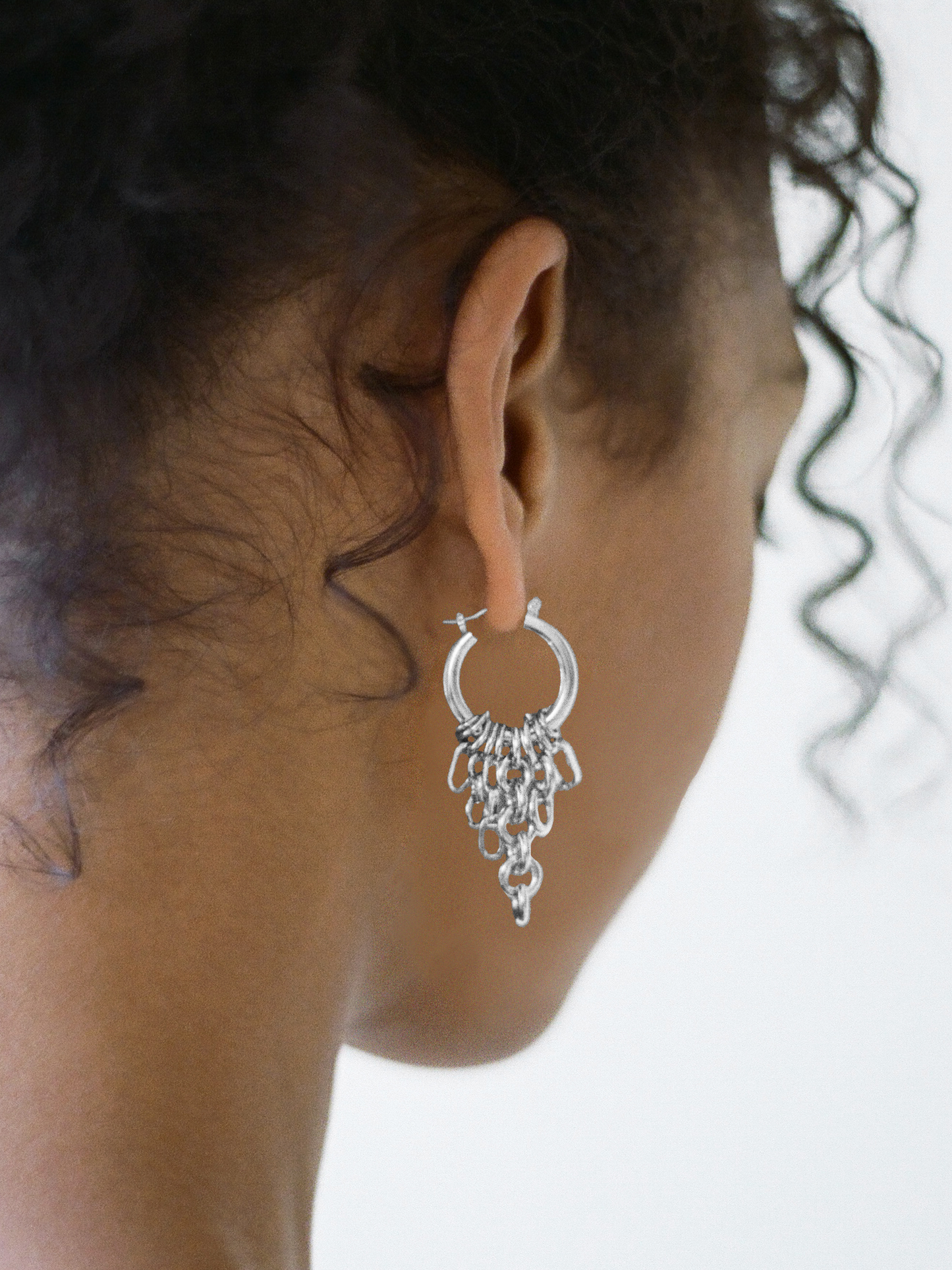 Model wearing Laura Lombardi Silver Sabbia Earrings